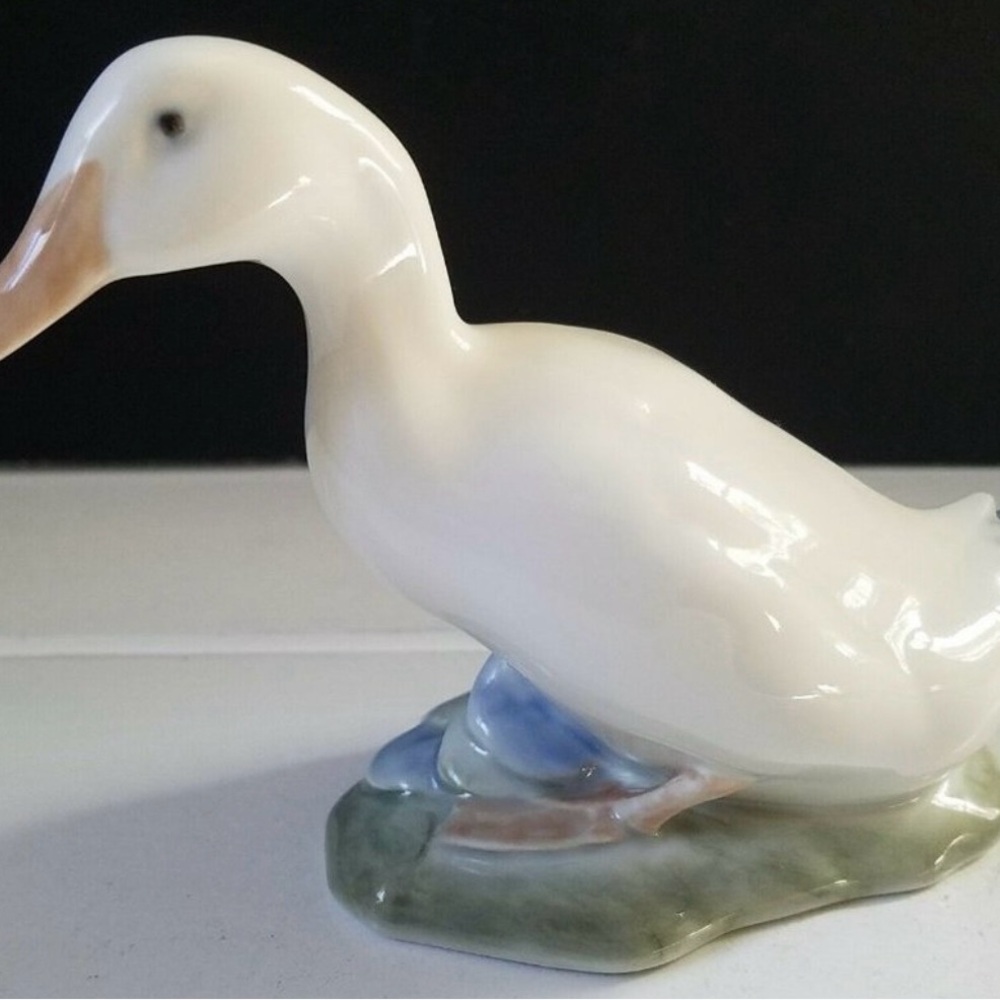 Vintage Royal Copenhagen Duck Porcelain Figurine, Marked 1192 - Picture 6 of 8